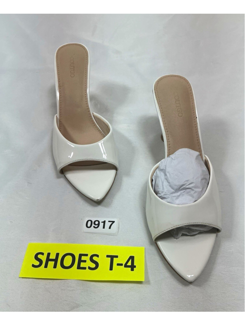 Woman’s Coutgo Slip On Mule Heels 9.5 White faux Patent Leather Pointed Toe